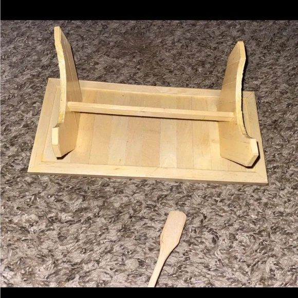 Completely Handmade boat with paddles - Picture 3 of 16